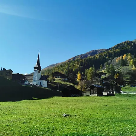 Mit Traumhafter Aussicht Goms