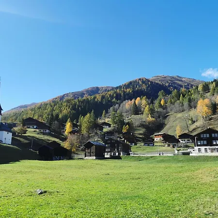 Mit Traumhafter Aussicht Goms